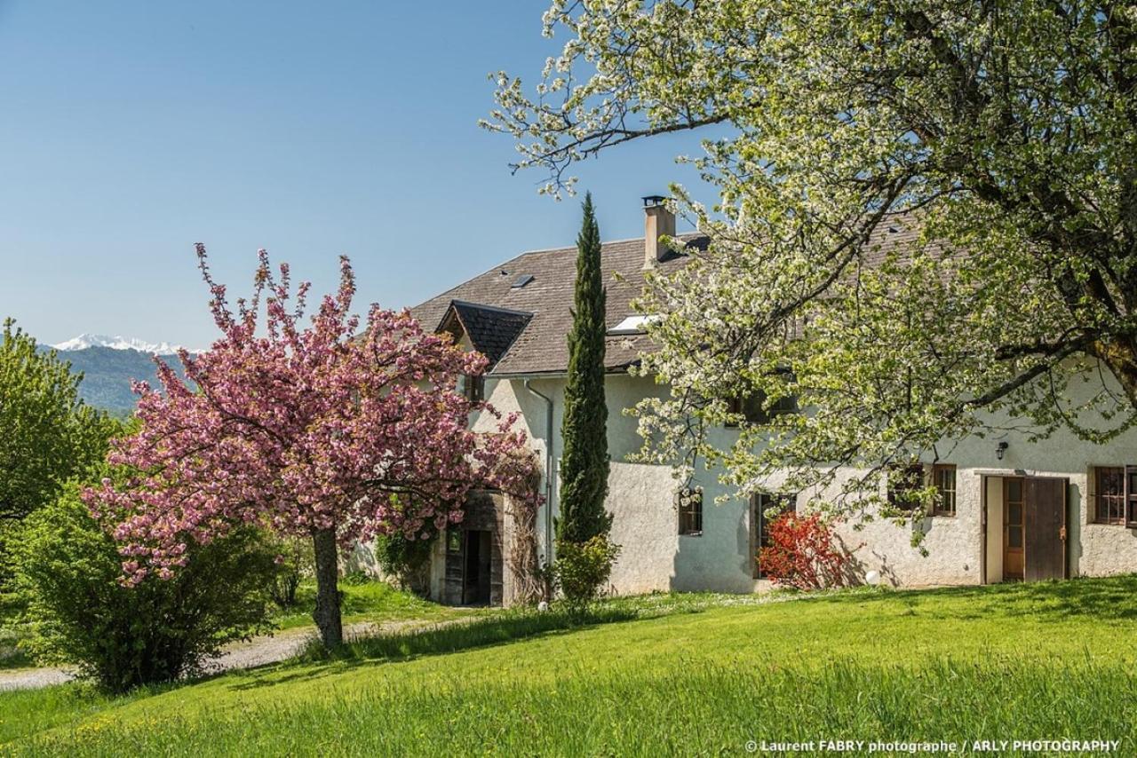 Gite Du Porche Villa Saint-Jean-de-la-Porte Exterior photo